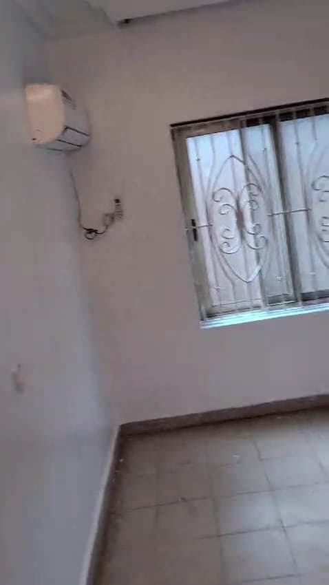 3 Bedroom Semi Furnished Apartment photo 2