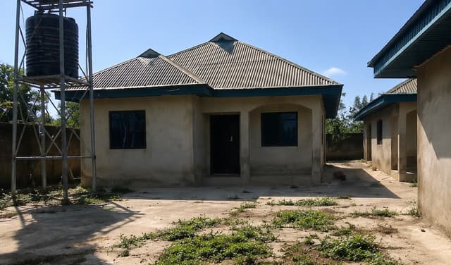 8 Units of Two Bedrooms Flat on 3 Plots of Land with 1 Extra Empty Plot of Land photo 2