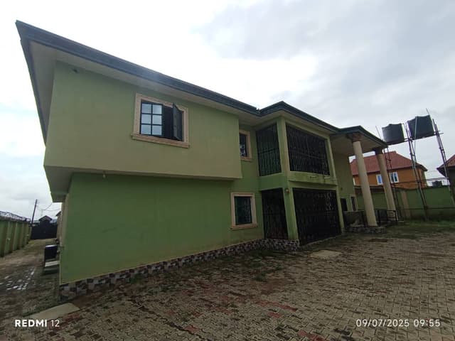 5 Bedroom Detached House at Ipaja