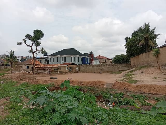 Land measuring 785m2 at Ojodu Berger