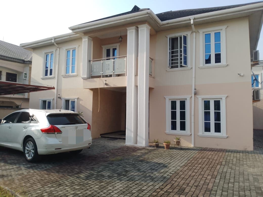 Fully Furnished 5bedroom fully detached duplex for rent