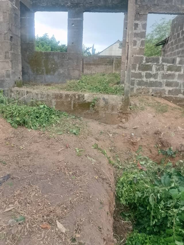 Half Plot Of Land For Sale photo 2