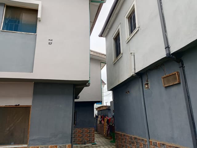 13 Blocks of Flats with 15 Shops Available for Sale photo 3